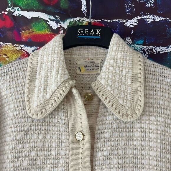 Vintage Cream Women's Cardigan Sweater - Picture 3 of 7